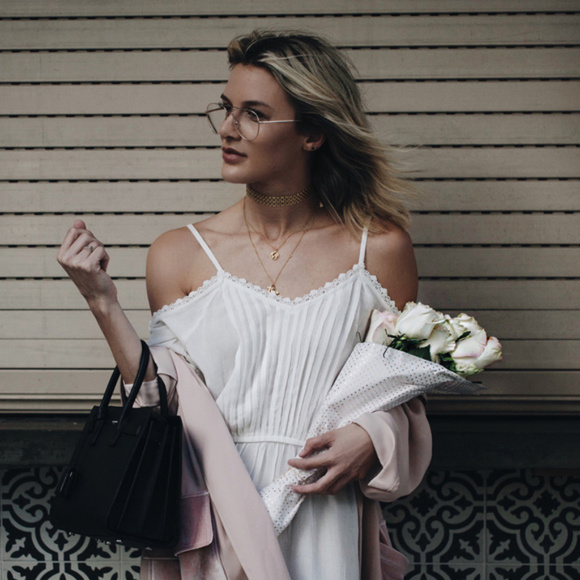 TOPSHOP Lace Trim Cold Shoulder Dress Nordstrom - Picture 2 of 8